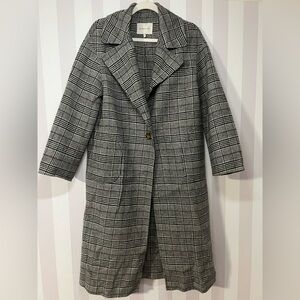By Malina coat s size